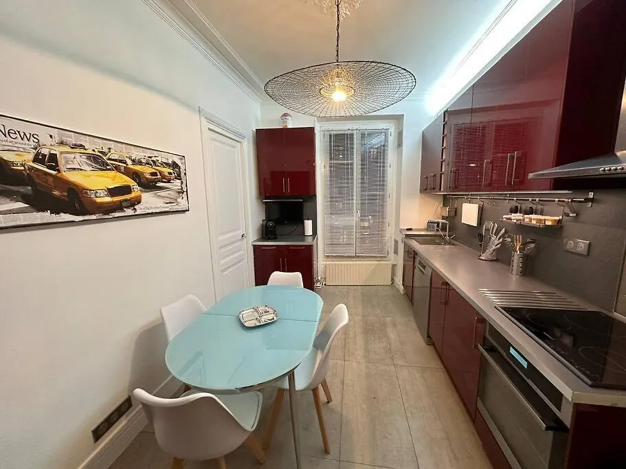 So Chic 72 Montmatre D'exception Appartement